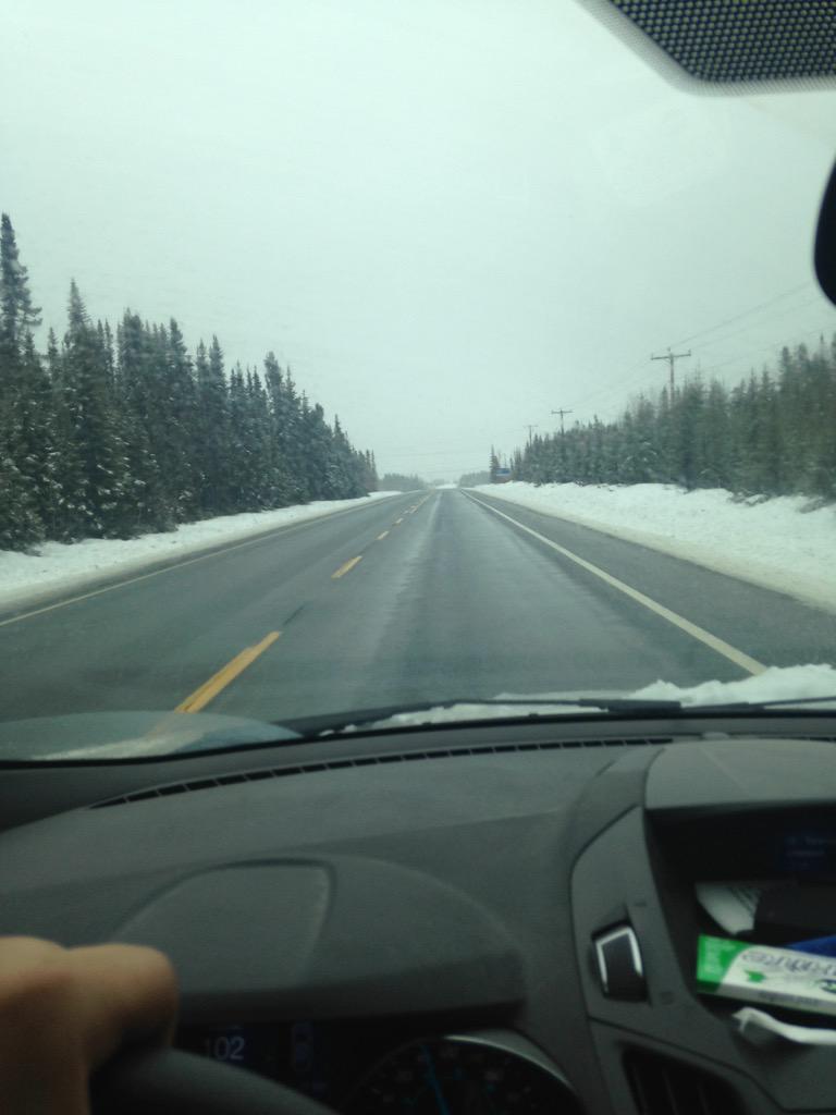 Manteu's tweet photo. Route sept-iles vers baie-comeau @mpcornelliertva @ValChevalier http://t.co/XEeoXW6n7R