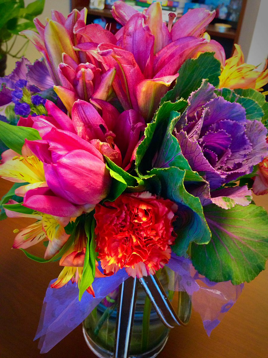 Happy #AdminProfessionalsDay I'm feeling the love, and I like it. #ILoveMyJob