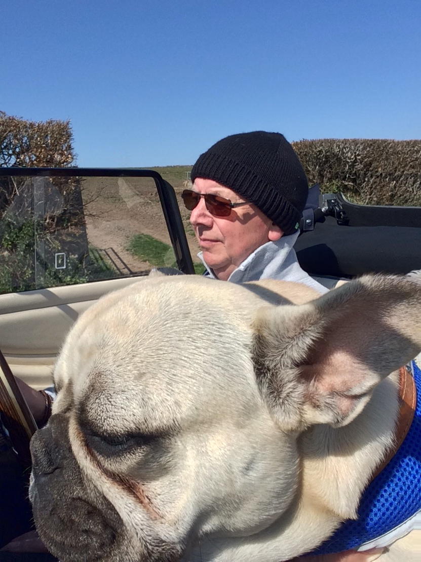 Sharon1Dunford1's tweet photo. @morganmotor Love my Dad's driving #Devonroadtrip http://t.co/AQwj95AEqy