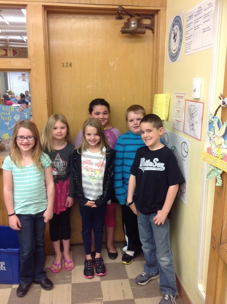 wrightreader's tweet photo. These 2nd graders from @christensongrade2 are the March Readers from their class.  Great work! http://t.co/h7ReewzW5i