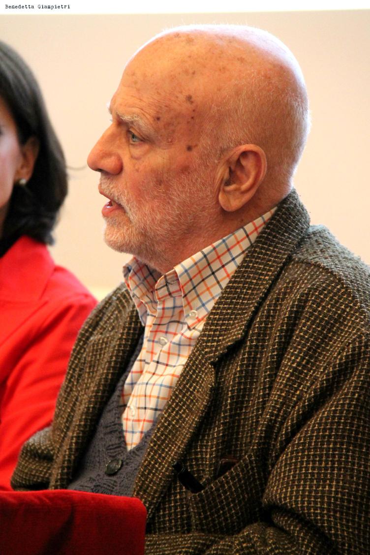 benemale's tweet photo. Alcuni scatti della conferenza di oggi.

@DialoghiPistoia @Comune_Pistoia 
@unblogdiclasse @nuppolina  #Dialoghi2015 http://t.co/uHzGvzHnCF