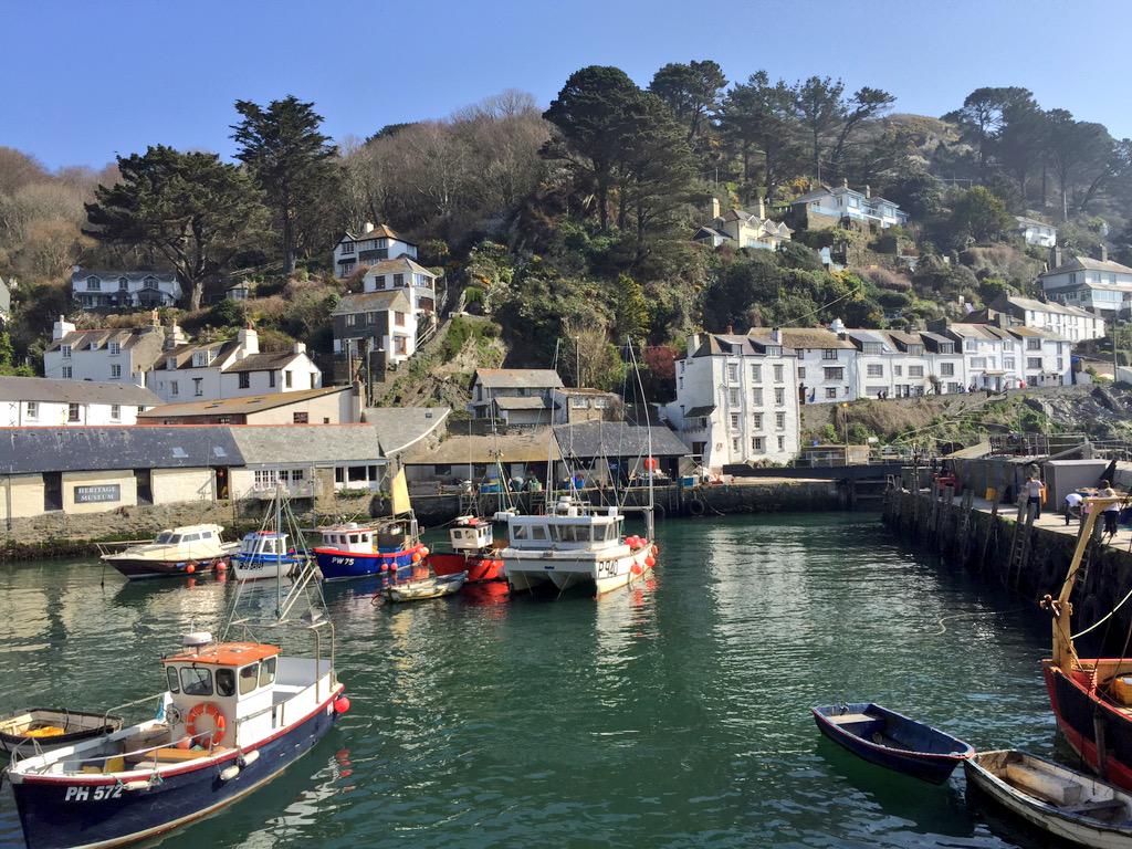 CornwallConcie's tweet photo. #cornwallhour Have you been to Polperro? It's stunning... we absolutely loved it x http://t.co/HqN0PO5xK8