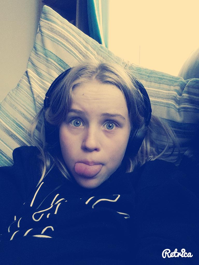 wkdbell tweet picture