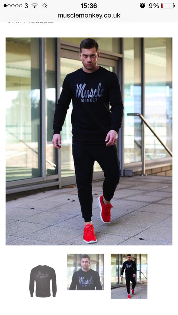 mindagrizas's tweet photo. Gym wear #gymwear #gymclothes #sweatshirt #dench #hench
10% off MM10 code
http://t.co/6f4hTBJeb8 http://t.co/3HSYCCjCh9