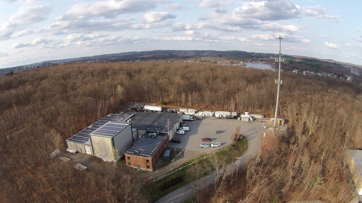 CreedonAndCo's tweet photo. Happy Earth Day! In 2012 Creedon and Co. installed solar panels on the roof of our 30,000 sq. foot headquarters! http://t.co/mxIePKdkAh