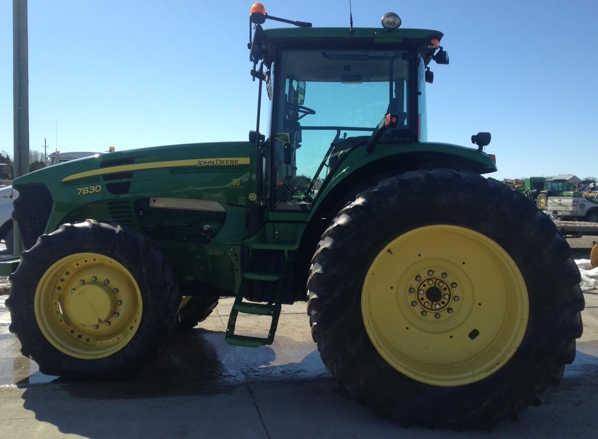 2008 JOHN DEERE 7830 STOLEN FROM MCBAY ROAD, BRANTFORD LAST NIGHT.  SINGLE REAR TIRES. ANY INFO PLEASE CONTACT OPP.