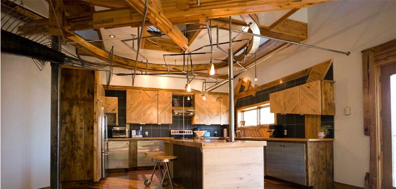 TOHomeMag's tweet photo. #HappyEarth Day! See how a designer furnished his home with sculptures made of recyclables: http://t.co/bA95w0G5ot http://t.co/yM8ihw2O5u
