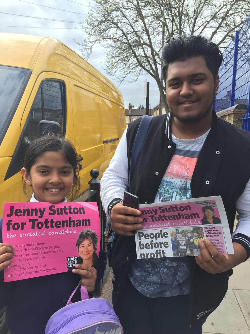 jenny4tottenham's tweet photo. Turning #Tottenham Pink for a future for our kids #tusc2015 http://t.co/eH0WHKa4oQ