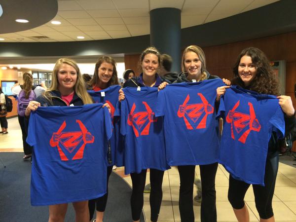 Fly over to the SU from 11-1:30 for your FREE #superclassy shirt. Just bring your Fall 2015 schedule! #gettinclassy