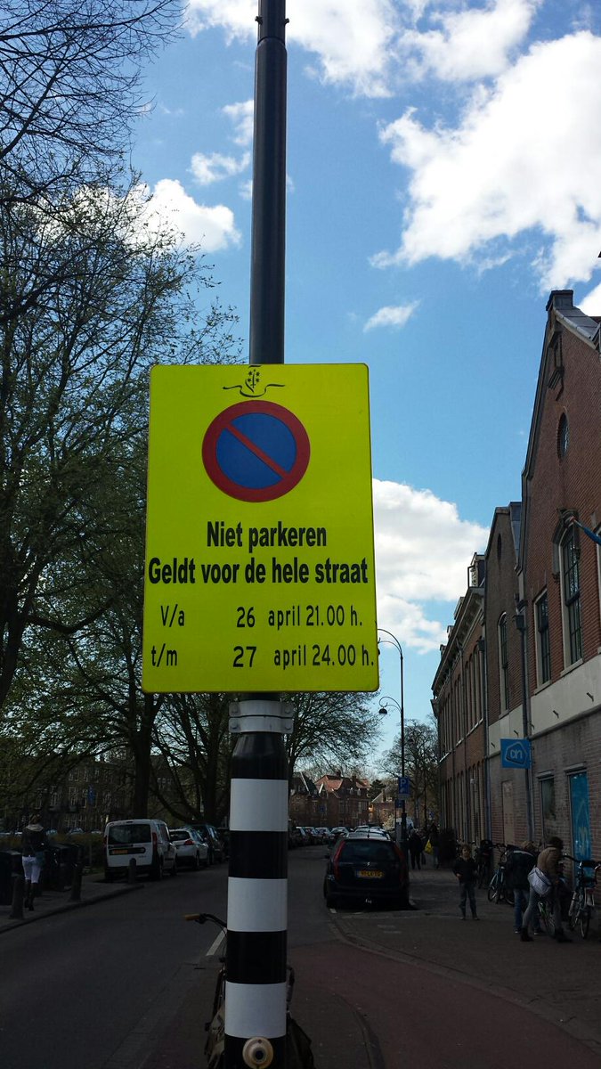Let op! I.v.m. #bloemencorso is in verschillende straten een parkeerverbod ingesteld.  RETWEET!
