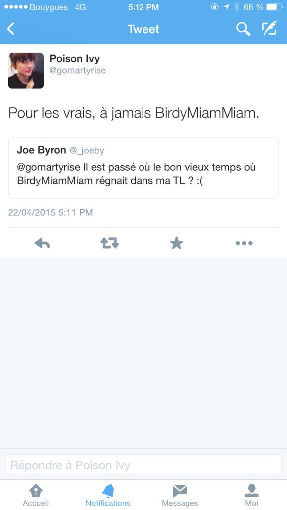 _joeby's tweet photo. @gomartyrise C'est comme ça maintenant les RT ? J'ai l'impression d'être ma grand-mère avec plus de barbe http://t.co/bGZxSzxL2i