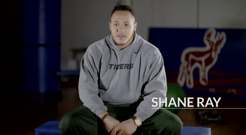 Bleacher_PR's tweet photo. B/R Studios Feature on Missouri DE Shane Ray (@X_RAYted56) escaping the ghosts of his past http://t.co/7vArFxmrQW http://t.co/2iB1MrFf0f