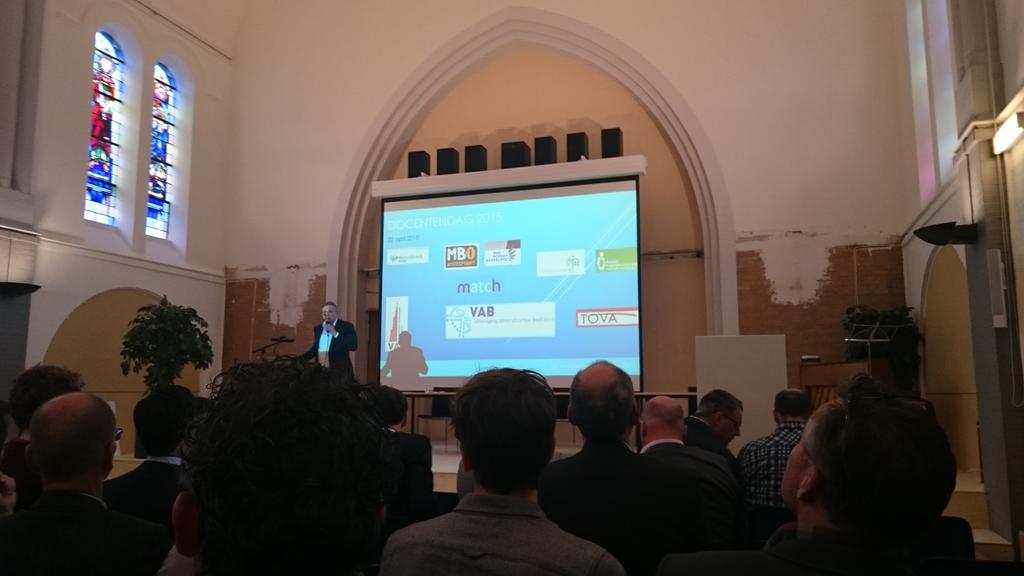 atcmatch's tweet photo. Vandaag is @atcmatch aanwezig bij de #docentendag 2015 in #Amersfoort als #leraar en als #bedrijf #ontwikkeling http://t.co/0lH975ksCr