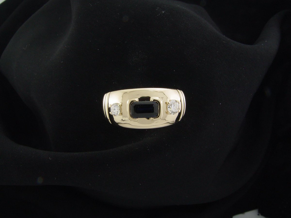 ProJeweler's tweet photo. Beautiful yellow gold ring with diamonds and a sapphire.  The camera doesn't show the beauty of the sapphire. http://t.co/9dWZ87t8u1