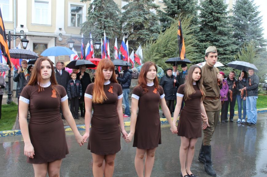 Немного о секте Георгиевской ленты в Крыму (фото) 