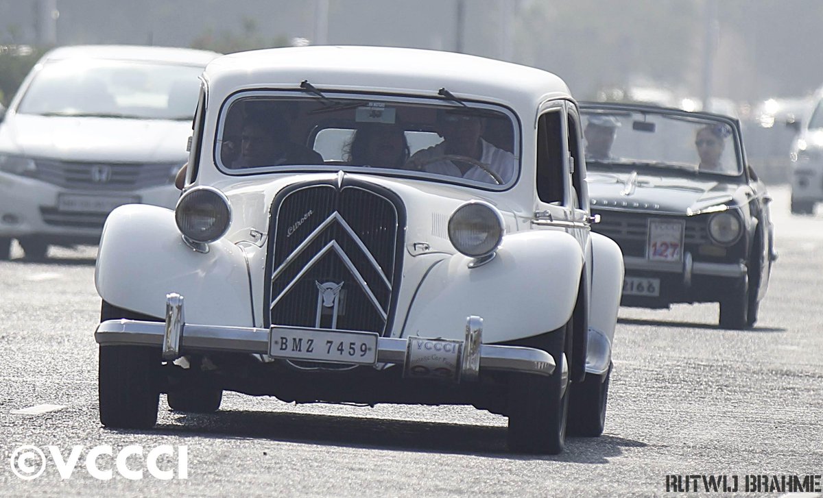 VCCCI_Tweet's tweet photo. Citroen!! #VCCCI #Mumbai #India @CandSCmagazine @ClassicCarWkly @4StarClassics http://t.co/lzXc37bSh4