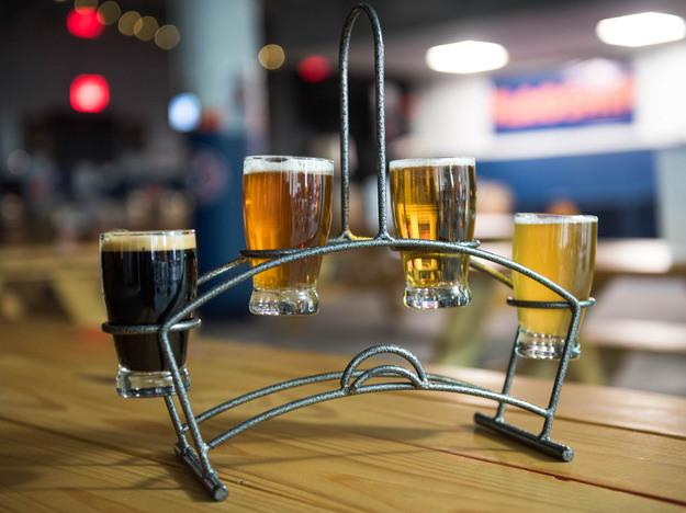 Foodolizer's tweet image. #NewYork Beer: 7 Must-Visit Outer Borough Breweries #BrooklynBrewery #outerboroughs... food.trendolizer.com/2015/04/new-yo…