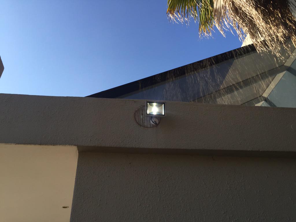 DJFreshSA's tweet photo. My #EarthDay2105 contribution towards #AbillionActsOfGreen ... #LEDswitch #NowNeedPaint #Eish #iLoveYouMotherEarth http://t.co/pfZsiM655b