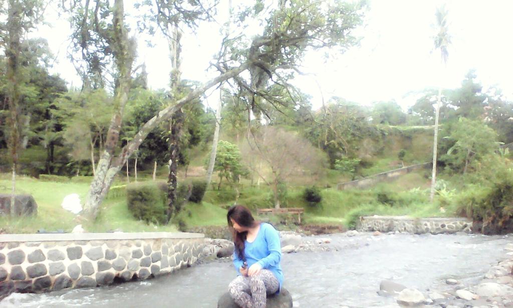 nadiot_'s tweet photo. http://t.co/E9PVvsM0L4