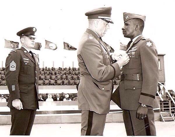 #SP #DECares about or military &amp; so do I. Great Uncle bein' awarded the Purple Heart. ooh.li/a68d77f
