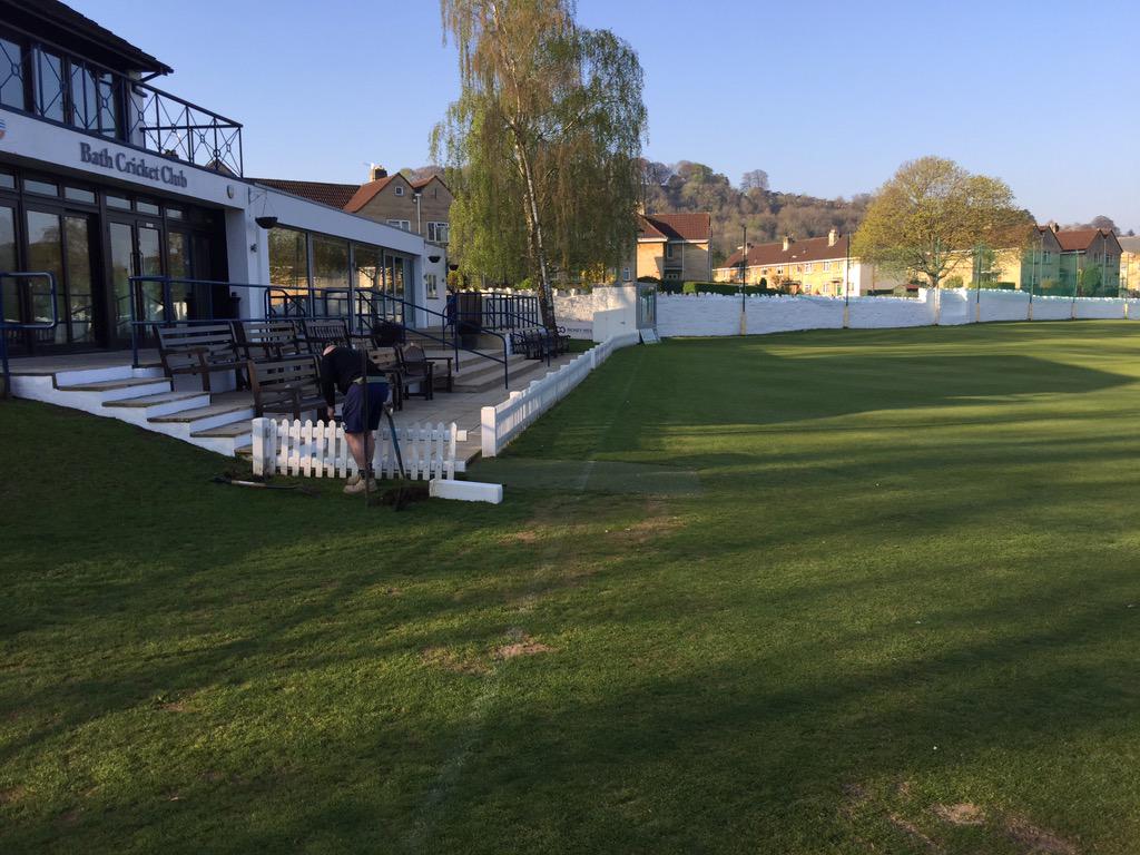 IPCFencing's tweet image. @IPCFencing have just finished another hard day at Bath Cricket Club Before and after just another 70 metres to go!