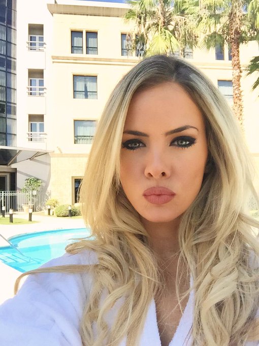 Selfie arrancando la produ de @MallasMarea en Cordoba! #shooting #campaña #winter2015 http://t.co/rS