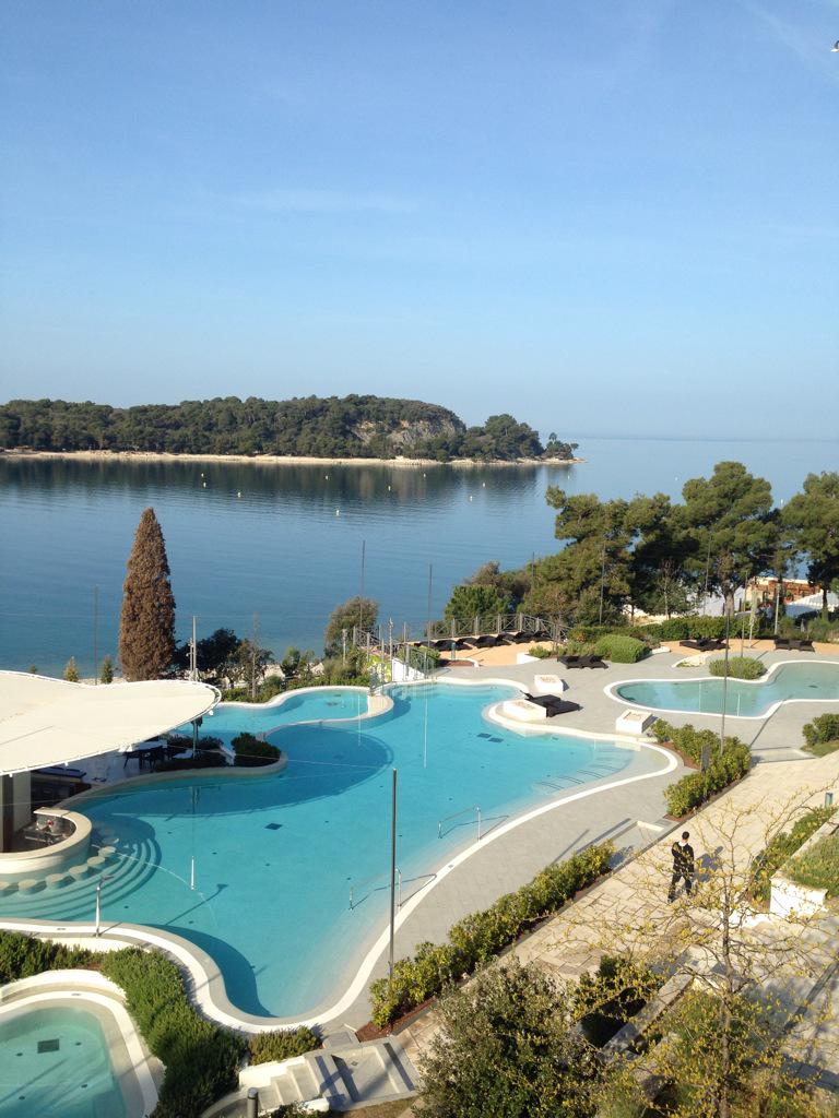 ReeseMaabich's tweet photo. All EMEA Grayling teams for the Croatia Tour with our client #CNTB #graylingeffect @GraylingUK http://t.co/KJDpn8r9vt