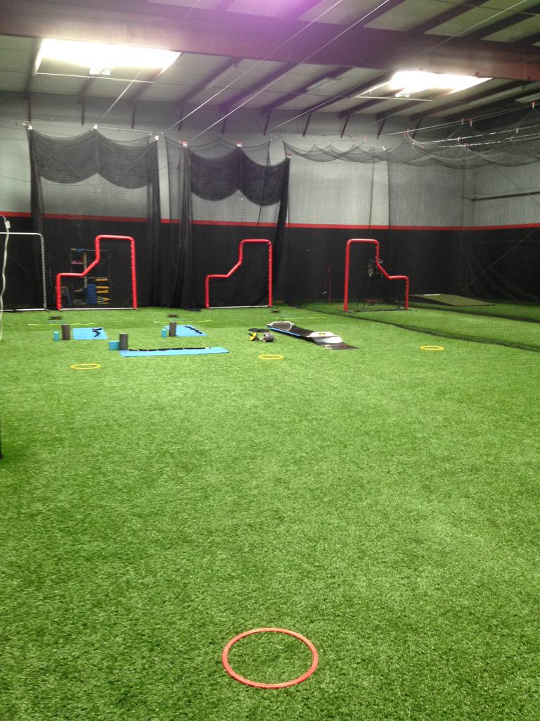 Getting ready for a SmarTense Training workout class!! Here we go 😜