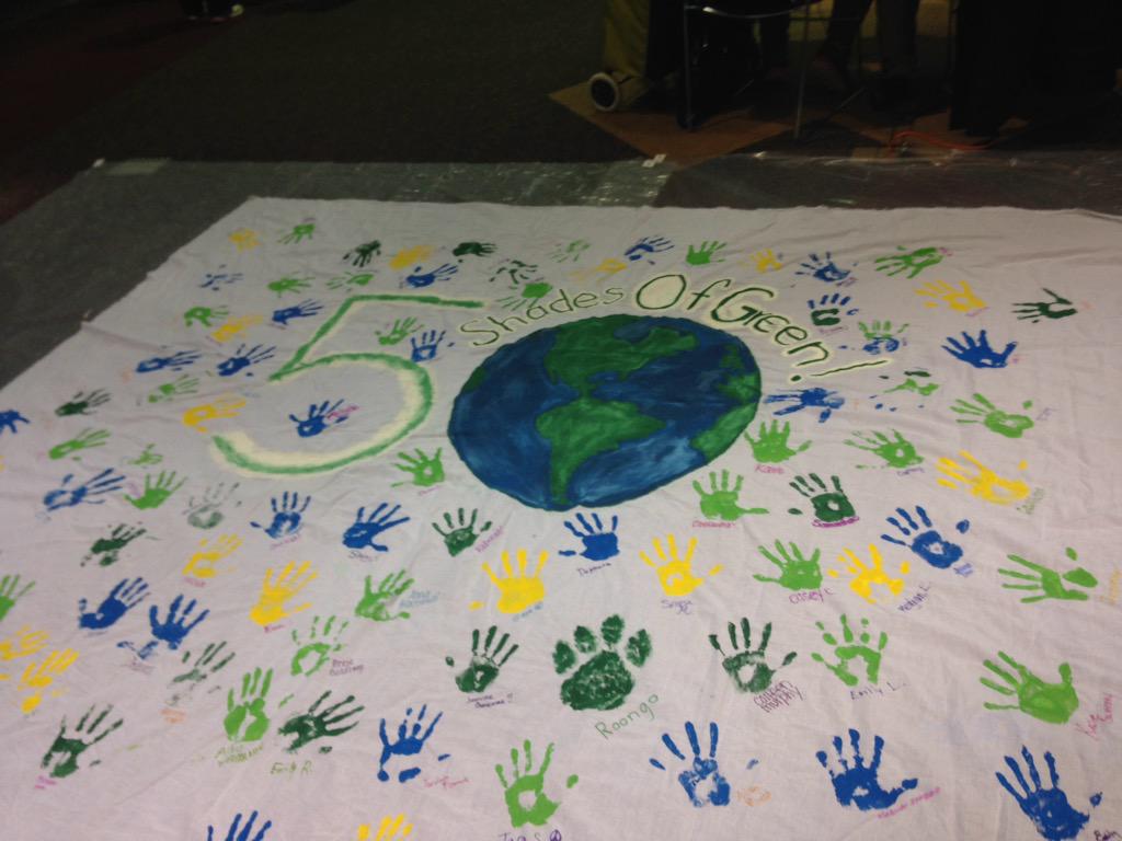 jennasmithpr's tweet photo. So many cool Earth Day activities in the Kehr ballroom!! 🌿🌍♻️ #EarthDay2015  #EM260 http://t.co/K6A6XqV21D
