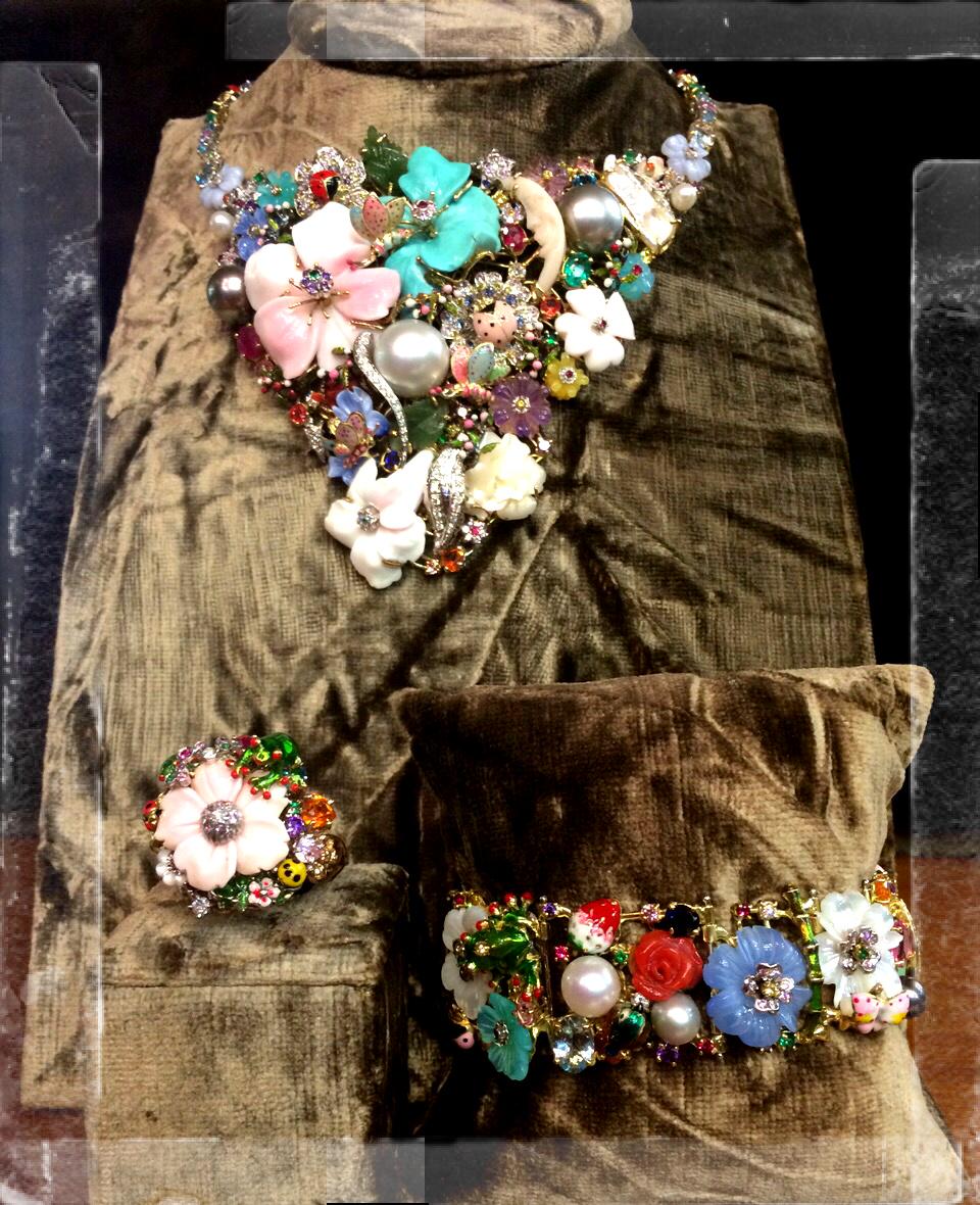 BoncompagniVe's tweet photo. Spring is here...in Boncompagni jewels
La primavera è qui...nei gioielli di Boncompagni
#springtime #jewellery http://t.co/f7khh2KGaO