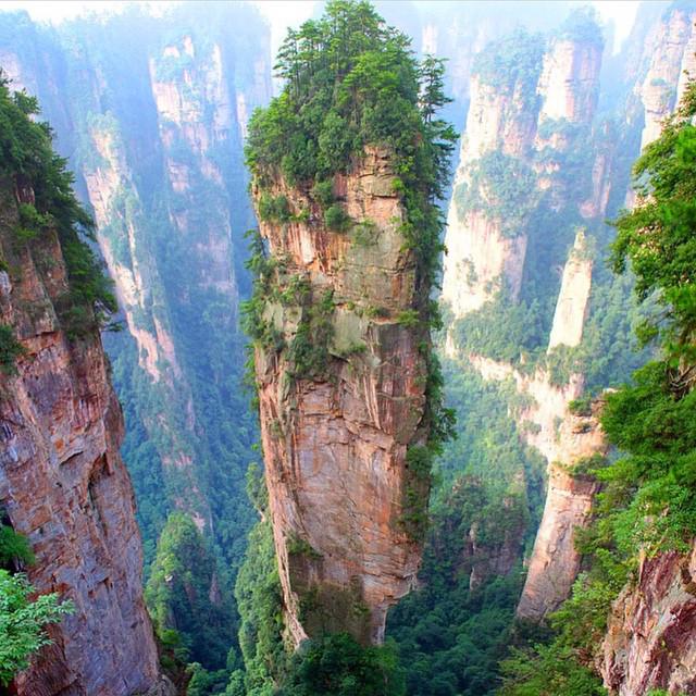 EarthPix's tweet photo. Tianzi Mountains, China http://t.co/sWN7UEnoJS