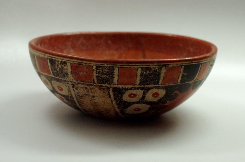 meso_up's tweet photo. Got a little tired of math.. When in doubt pottery it out 😜 made you a bowl @MalehMax 😘 #SorryNotSorry #ByeCuca http://t.co/zfsqVbOIvB