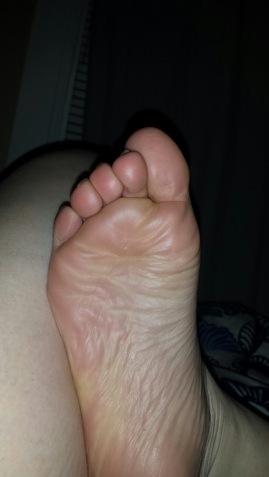 FootCapo's tweet photo. Worship my #soles #sexy #feet #footporn #footfetish http://t.co/K14ElGXNZL