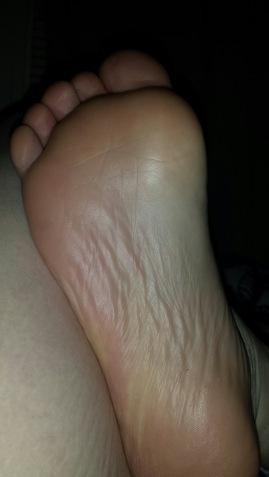 FootCapo's tweet photo. My #Sexy #Soles needs attention. #prettyfeet #gorgeous #feet #Footfetish. http://t.co/yINFpzhNyN