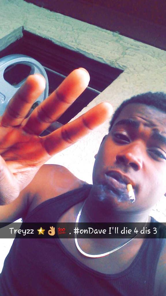 EdaiSix00's tweet photo. Free da Guyz . #III http://t.co/WS49W2d3R6