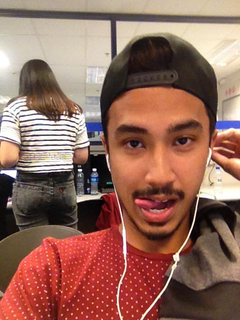 Irfaantally's tweet photo. @owfian Hahahaha fuck la! #okfd http://t.co/8Gsc3TAnBv