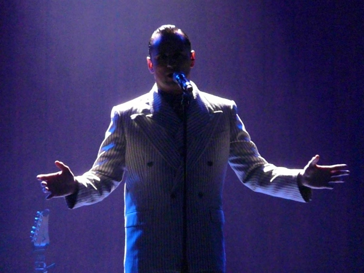 bealeons's tweet photo. #elinterpretetour Y Peal de Becerro se dejo querer, gran noche... @FMConstriktor http://t.co/AlafnJF7ea
