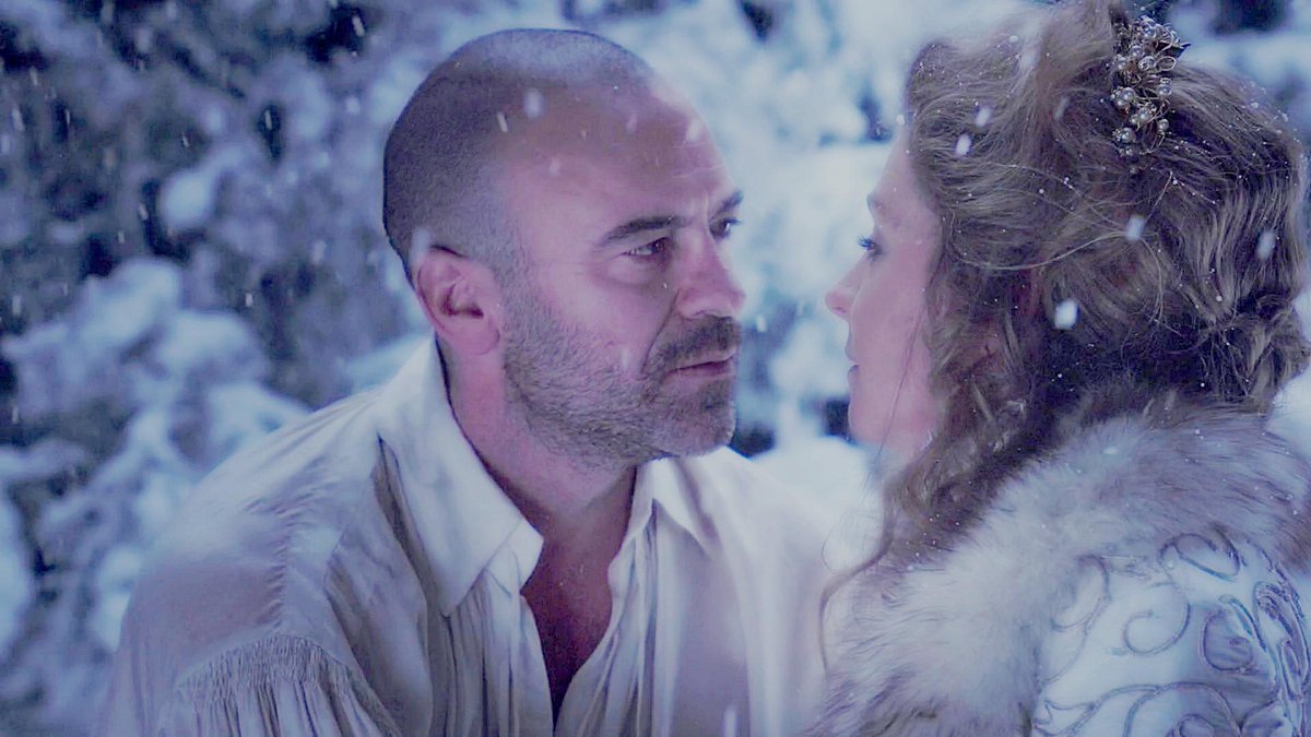 MSMYzzz's tweet photo. The way he looks to her...just kill me #Cathry #Henrine 
#MeganFollows #AlanVanSprang http://t.co/ZHA2iKRthY