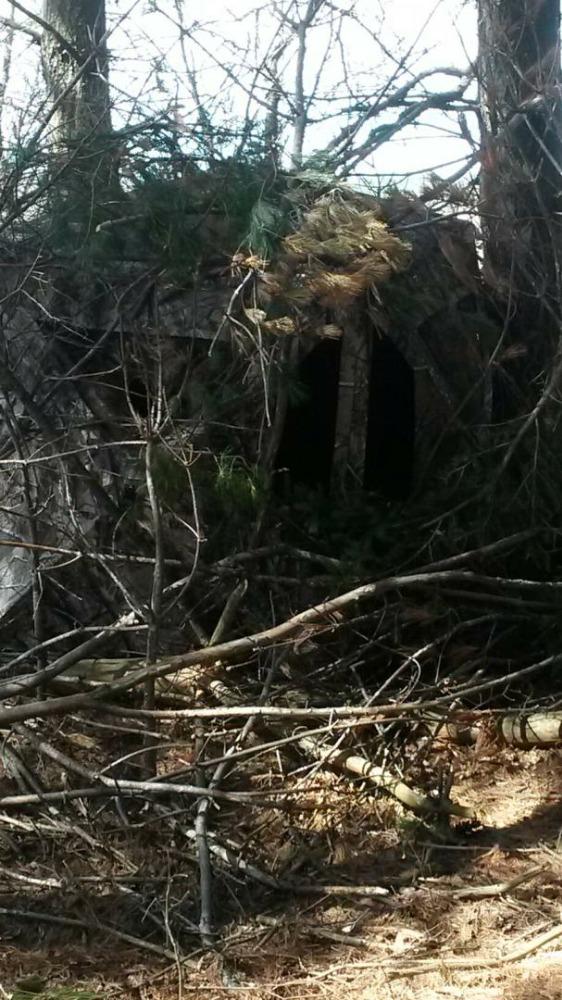 PaigeGalea's tweet photo. Ground blind is up and ready to go
..five more sleeps! #turkeyseason #ragebroadheads #hoyt #compoundbow http://t.co/mGWmz2f9jn