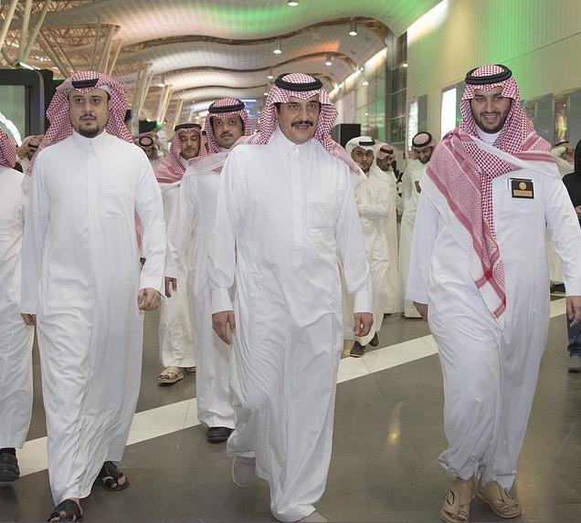 HRHPMohammedFan's tweet photo. هذا ابو تركي له العز يندار = والعز من شانه تغنى بعيده http://t.co/GCQrn4Th0D