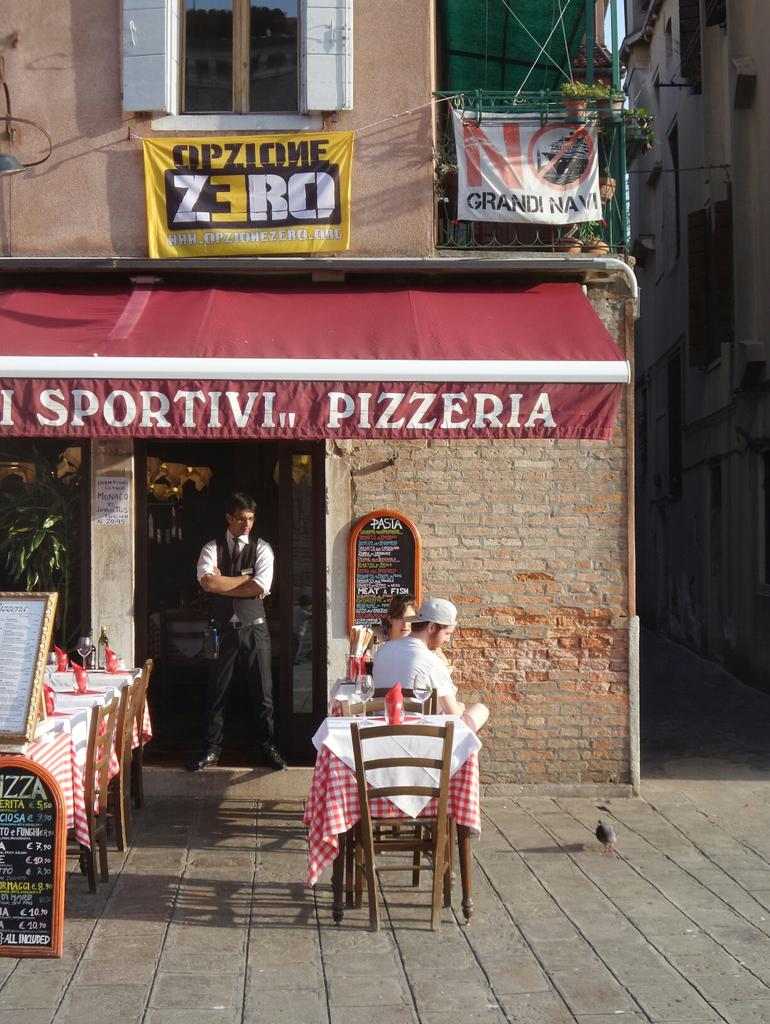 monsieur_fabio's tweet photo. #Venezia #GrandiNavi #NoContorta @OpzioneZero @NoGrandiNaviVe @FrederickRolfe #fotografia http://t.co/f8Vl7DHtHn