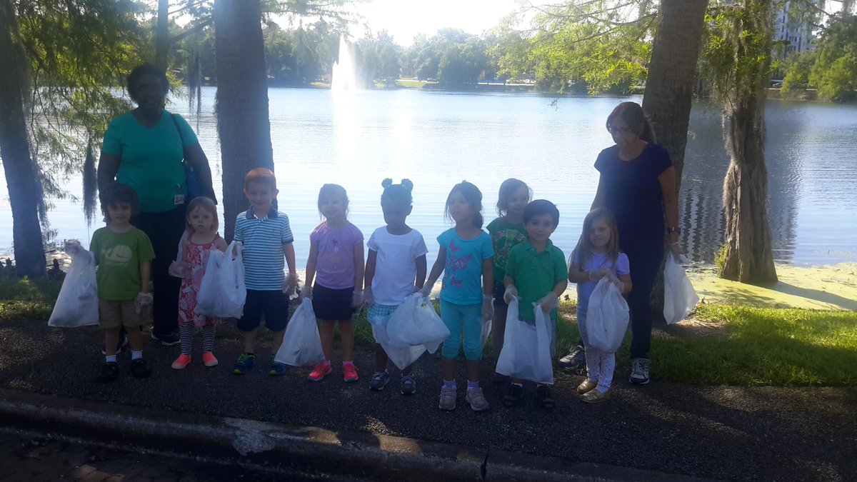 HugoMoreen's tweet photo. Park Lake Presbyterian Church Child Care Children cleaning up Park Lake for Earth Day.  #IWasDistractedBy http://t.co/aPljTf2lVB