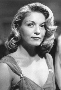 Happy Birthday to Sheryl Lee (TWIN PEAKS, VAMPIRES) who turns 48 today 