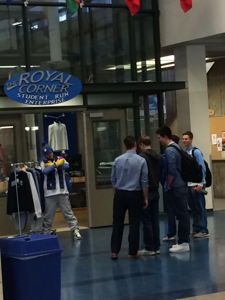 HHSSchoolStore's tweet photo. Behind the scenes of our new ad campaign http://t.co/sbyJSdpIjd