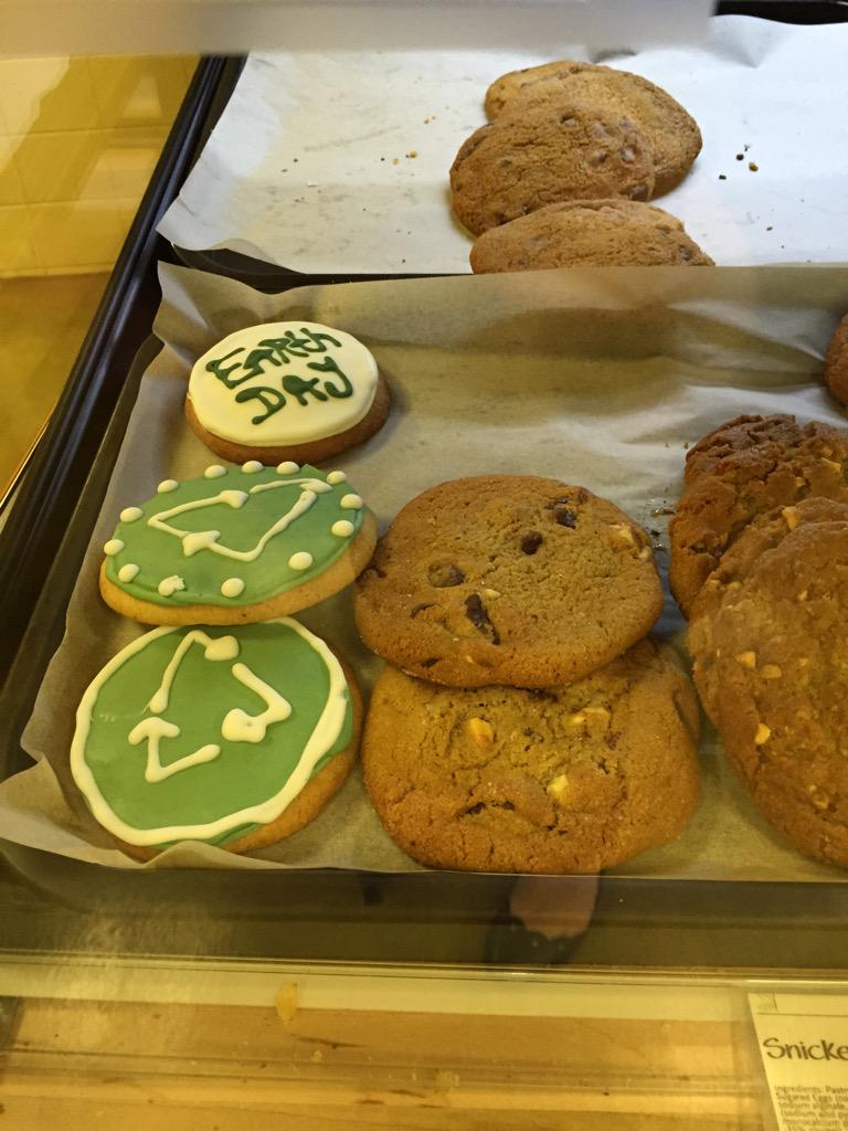 Skyonic's tweet photo. spotted at lunch. happy #EarthDay http://t.co/JLU7rUR9ld