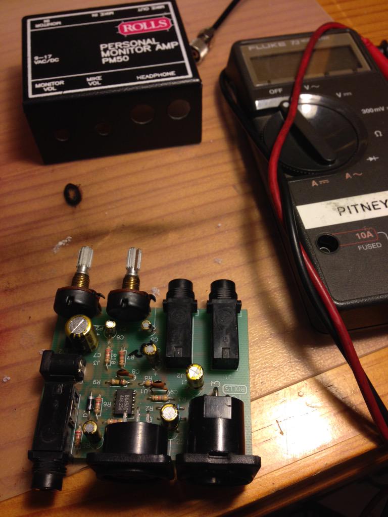 audioengineer's tweet image. Hmm what could be the source of humming in a brand new headphone amp ?:( rolls ma50