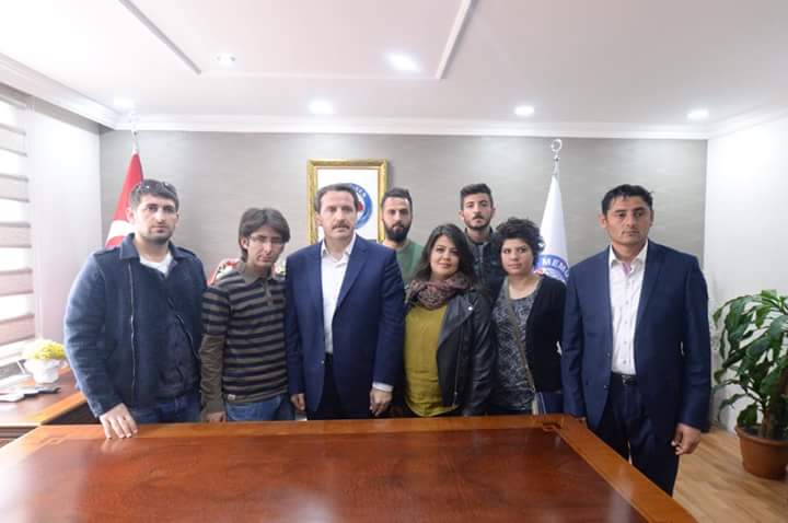 sbetulgl07's tweet photo. OgretmenAnkarada AtamaNerede somut adımlar bekliyoruz @Ahmet_Davutoglu @ebsgenelbaskani @ahmetgundogdu01 http://t.co/vETG5XXsOW
