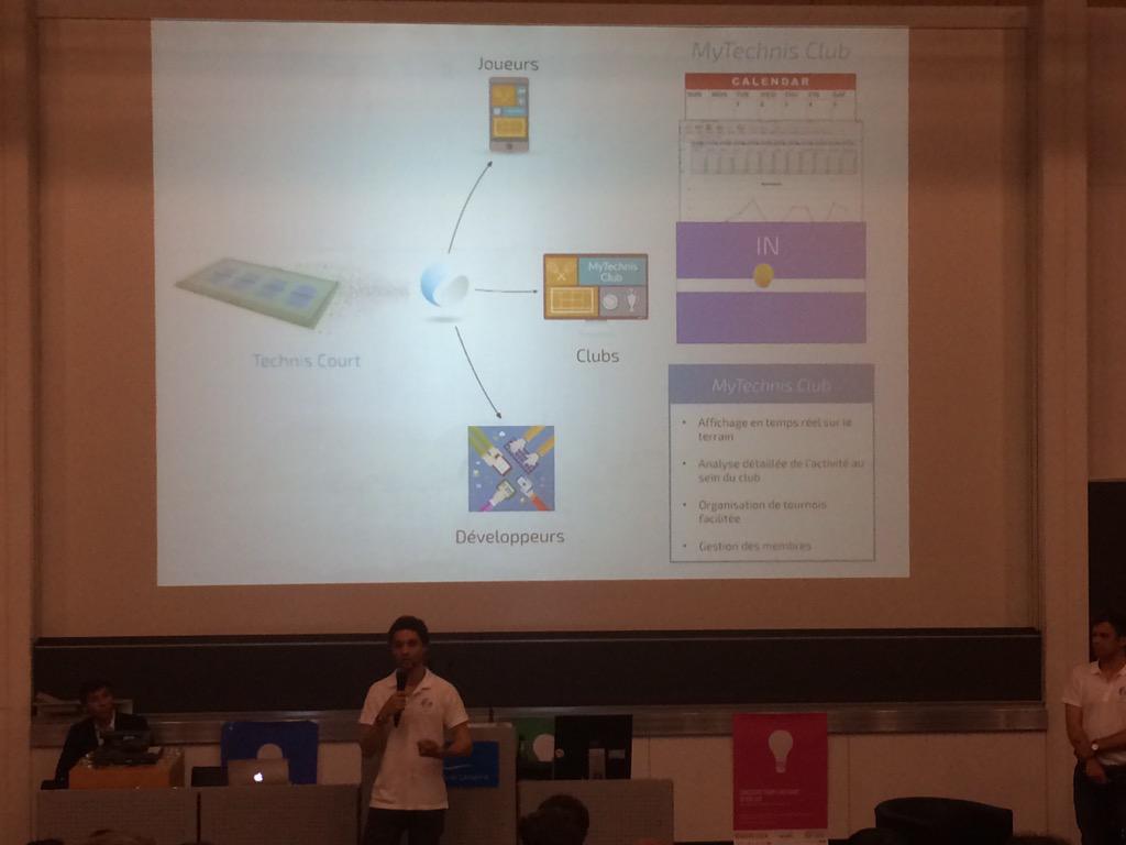 DidierSchwarz's tweet photo. #technis: arbitre virtuel pour le tennis - terrain intelligent avec capteurs #concoursstart @start_lau http://t.co/LusmEFvPAb
