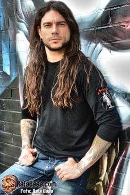 PALOMAVARGASGPE's tweet photo. Mi rockero favorito Leo Jimenez. http://t.co/9BKruCj4do