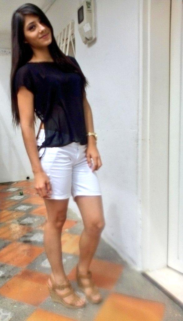 freziitha_2's tweet photo. @zurbanamedellin  #miemisoralaz
Hay si, se me estaba como olvidando algo! http://t.co/j1K74HGNbR